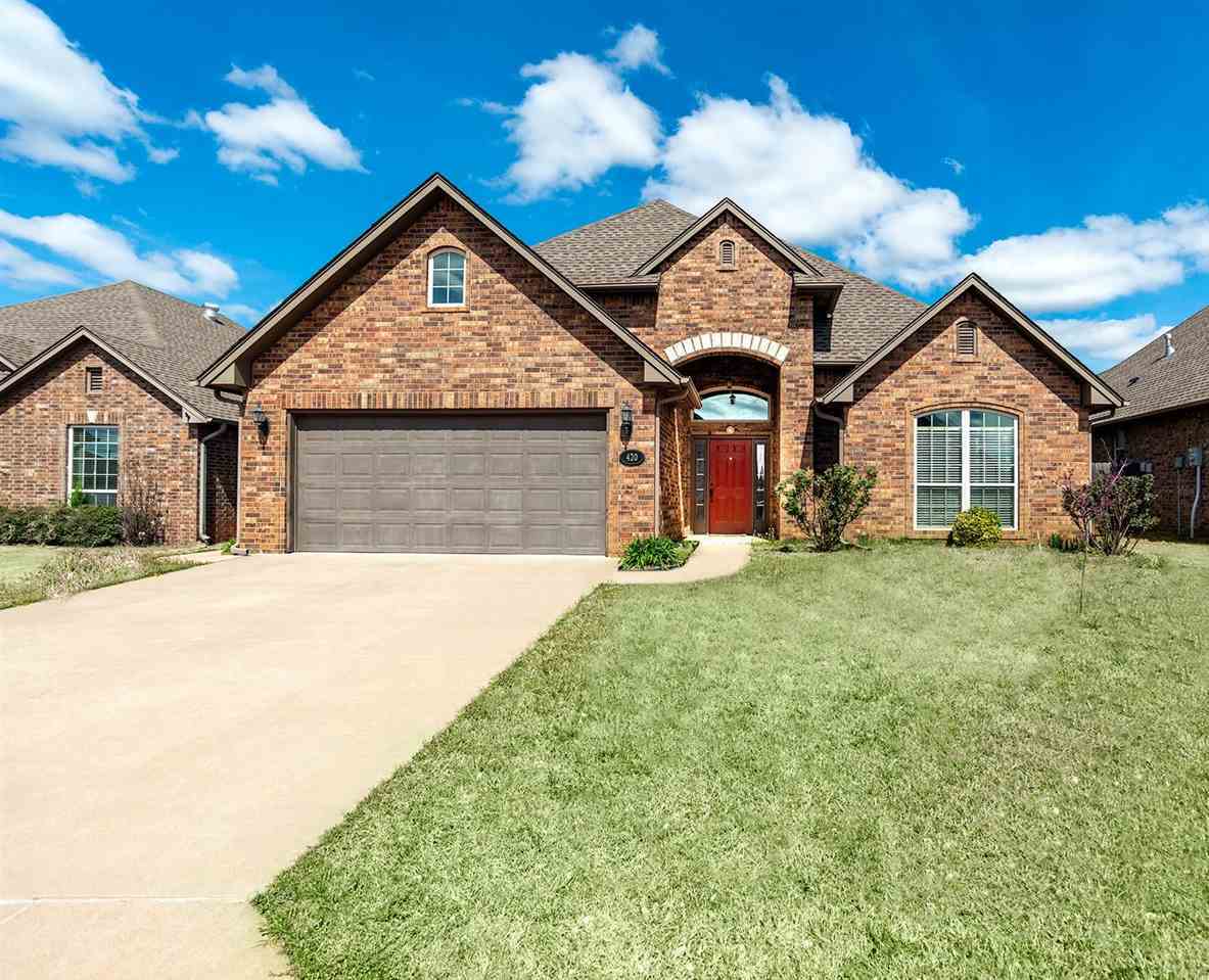 Property Photo: 420 Topaz Avenue OK 74075