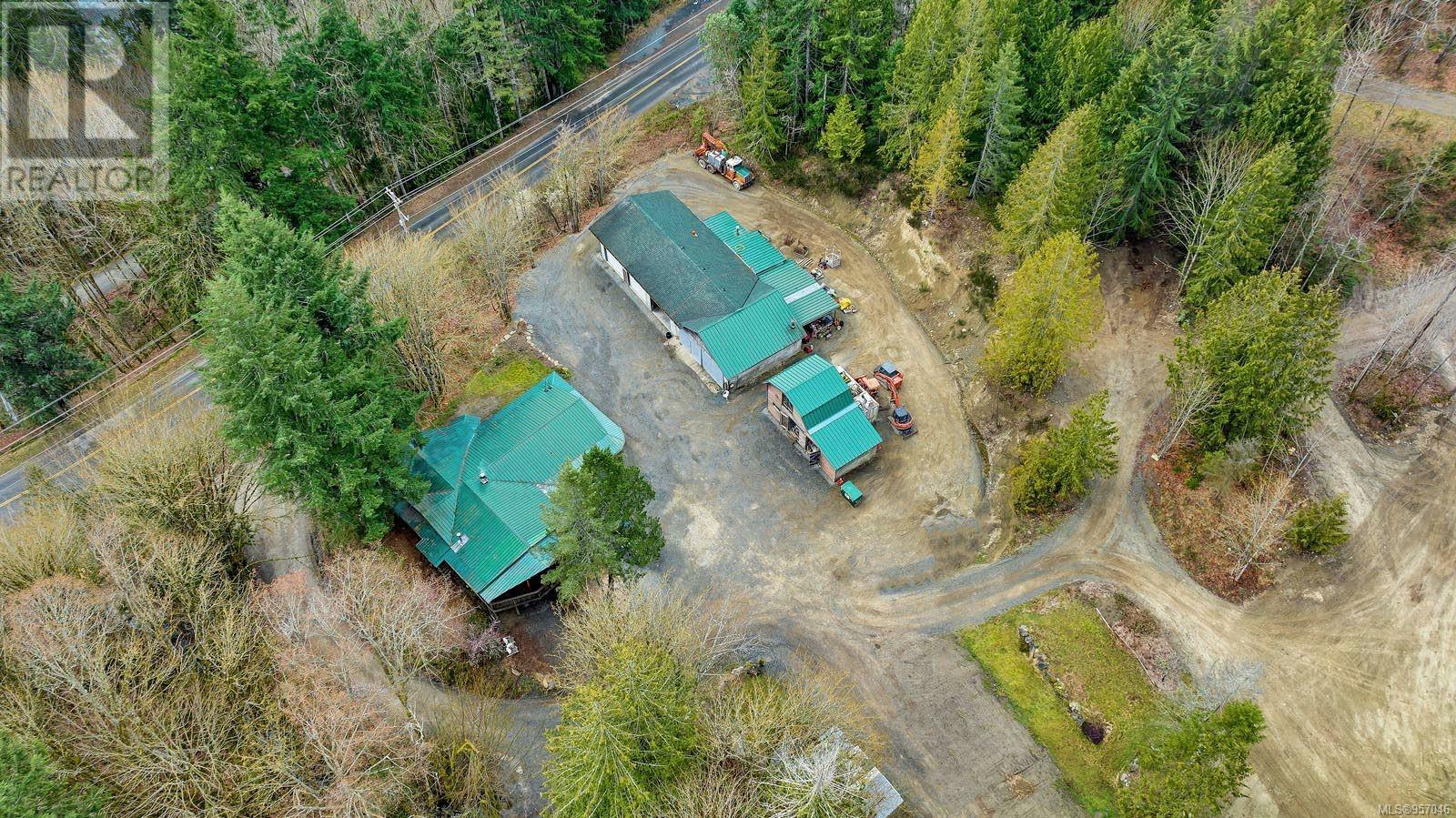 6 bed Lake Cowichan home for sale 7947 Cowichan Lake Road, Lake