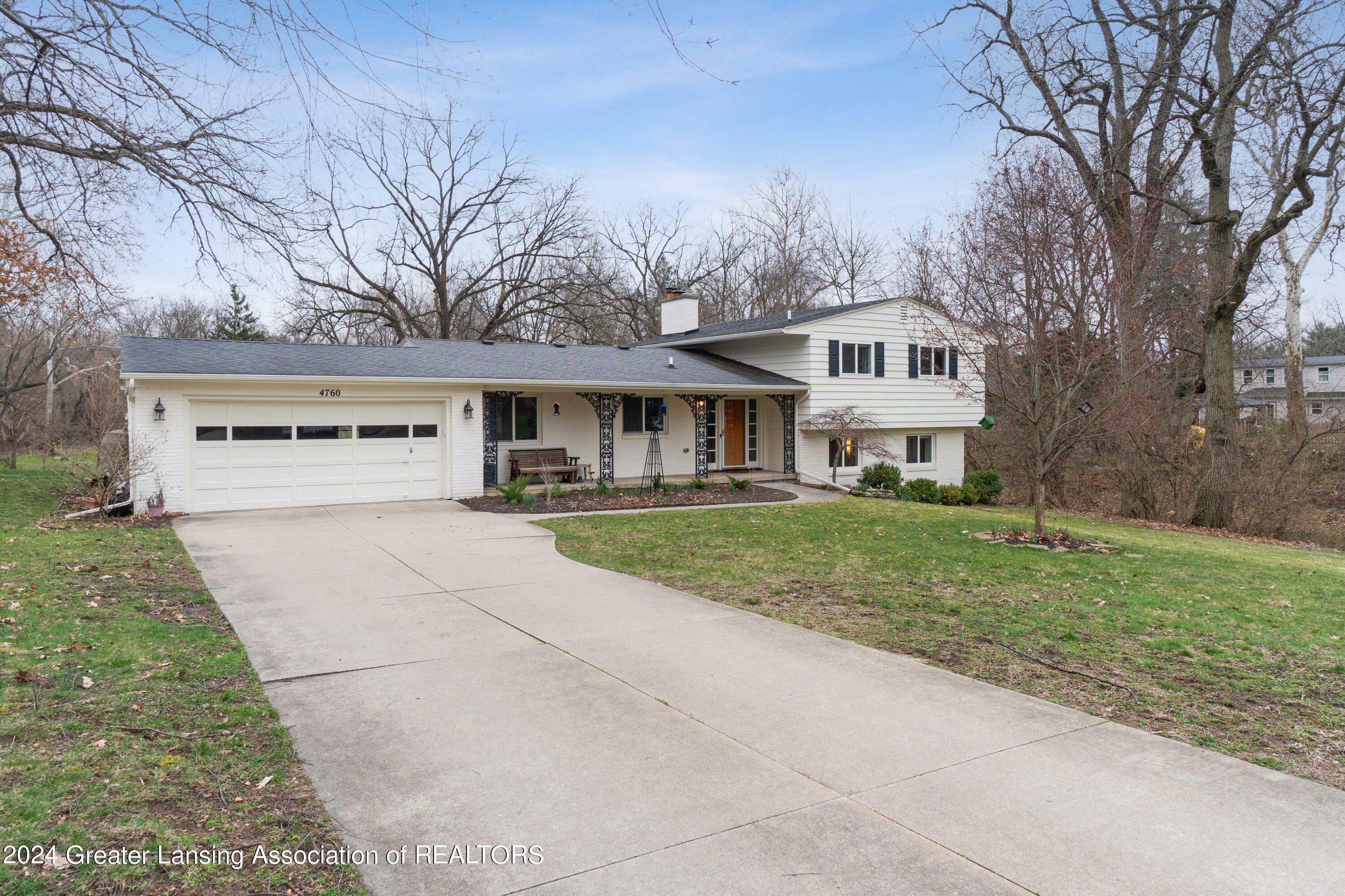 Property Photo:  4760 Nakoma Drive  MI 48864 