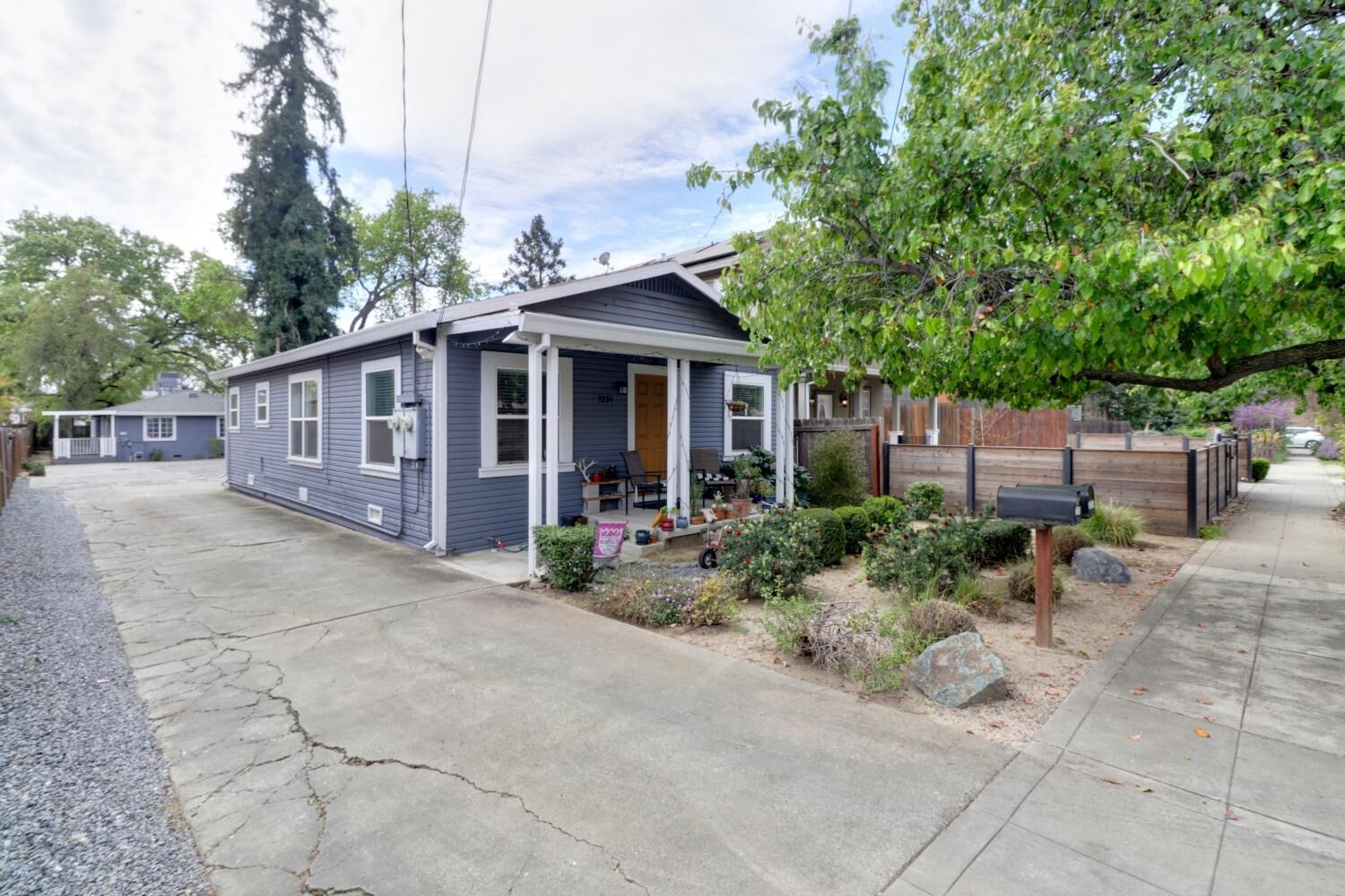 Property Photo:  3224 9th Avenue  CA 95817 