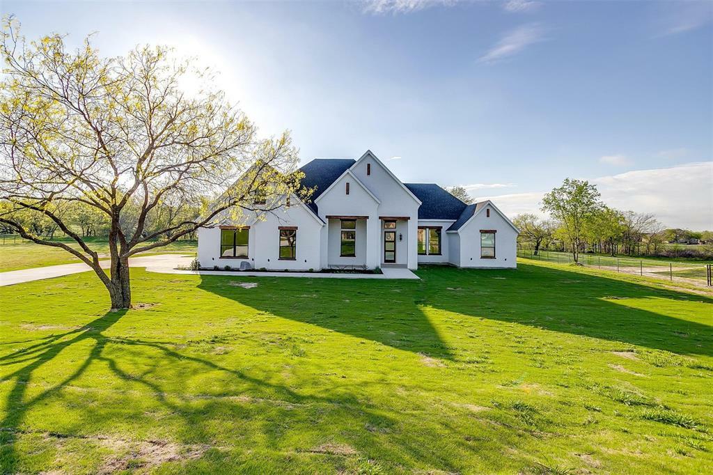 Property Photo:  3305 Bent Creek Trail  TX 76036 