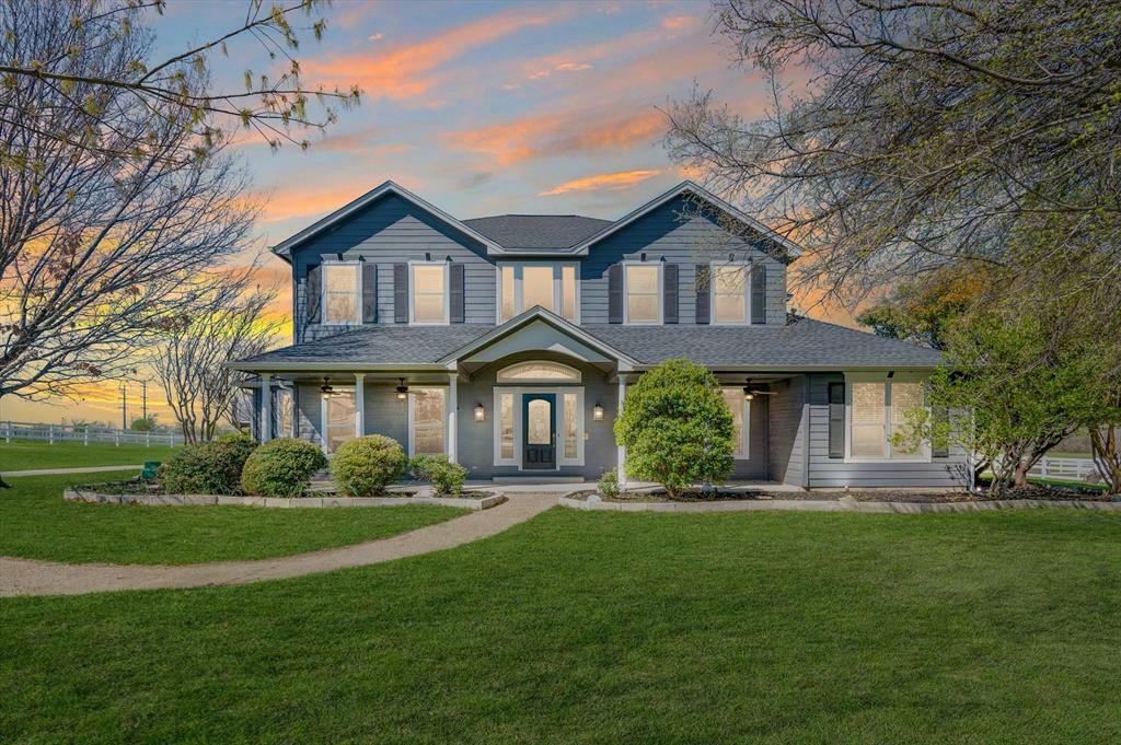 Property Photo: 10201 Creek Hollow Lane TX 76131