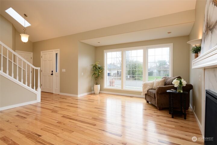 Property Photo:  3310 Spring Place  WA 98022 