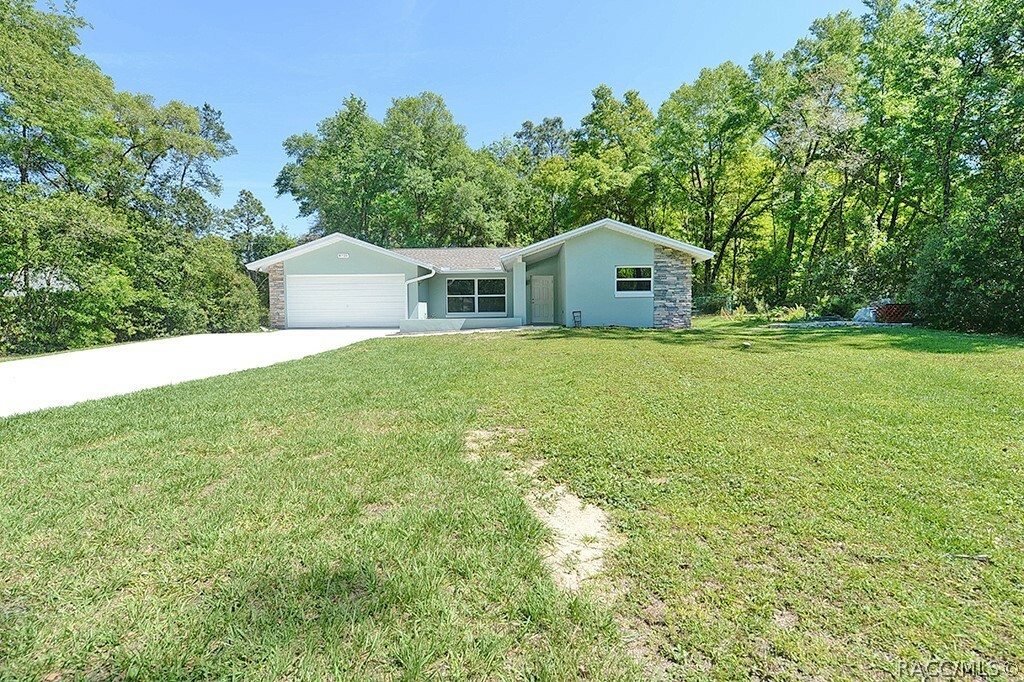 Property Photo:  8725 SW 206th Court  FL 34431 