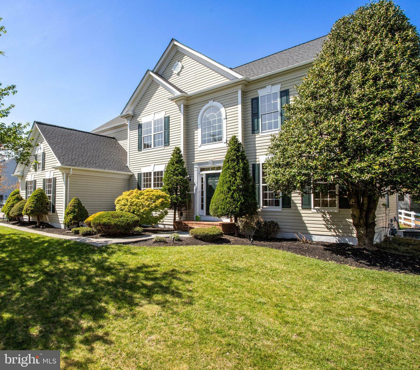 Property Photo:  2423 Saint George Way  MD 20833 