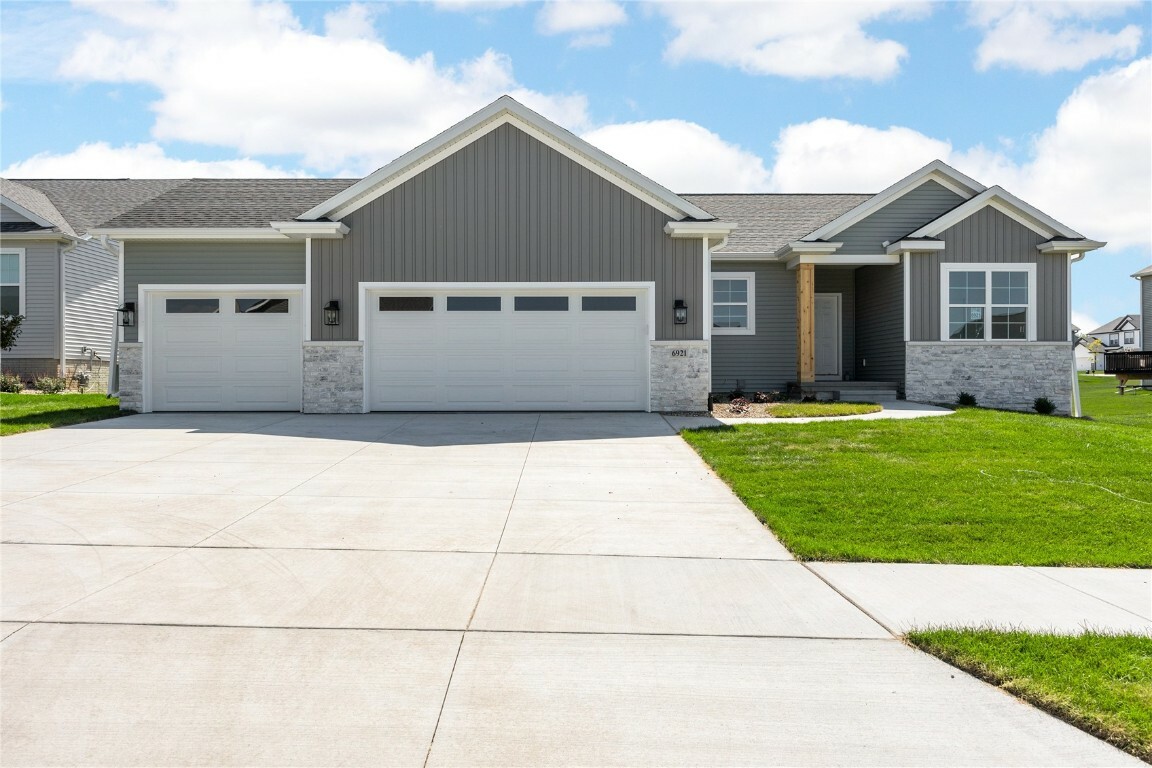 Property Photo: 6921 Underwood Avenue SW IA 52404