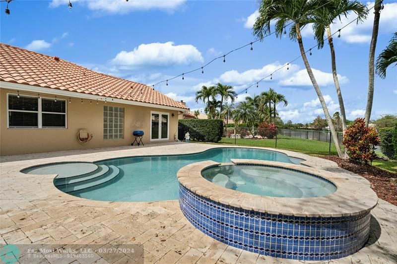 Property Photo:  2862 E Orchard Cir  FL 33328 