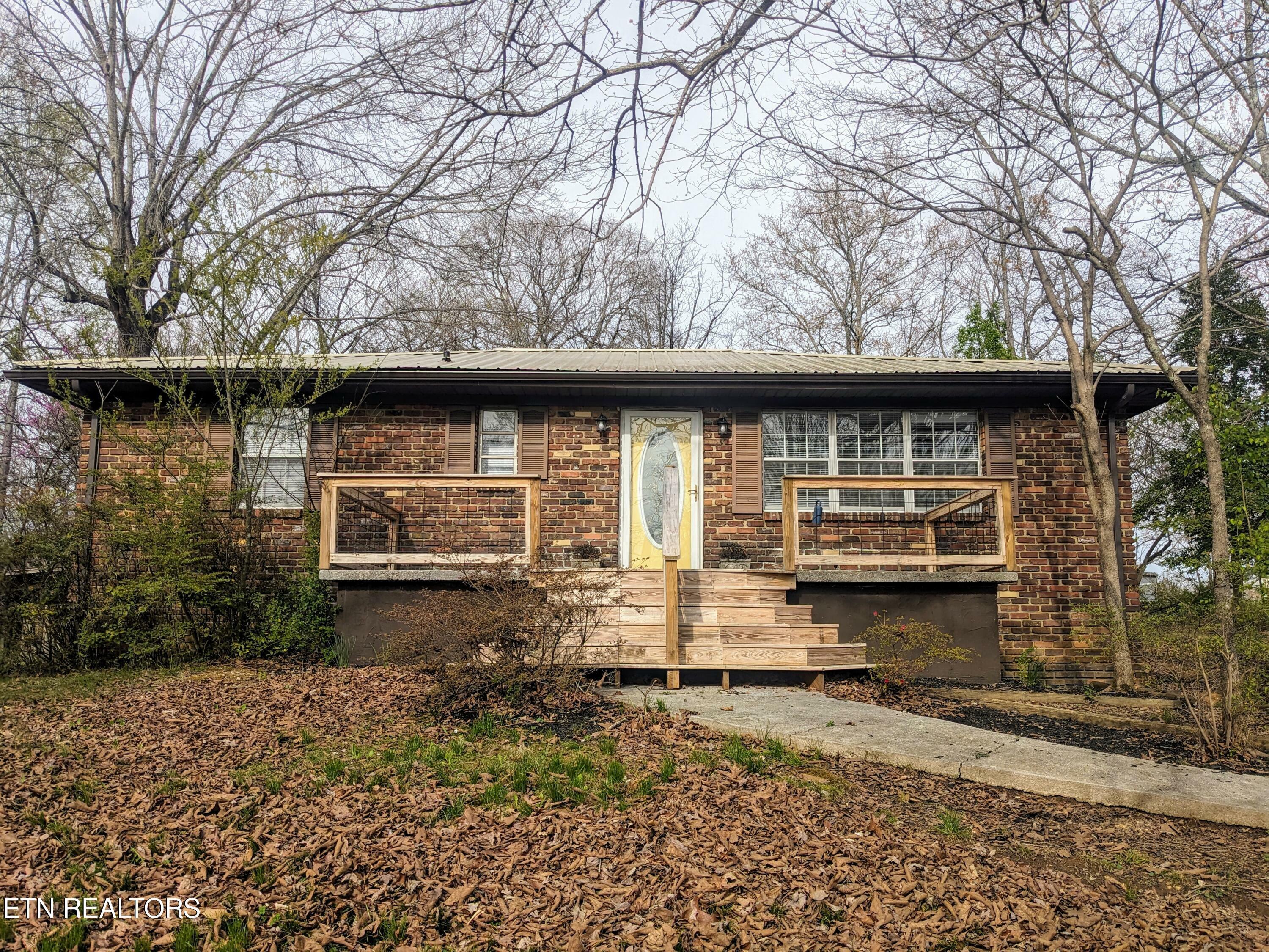 Property Photo:  154 Alfred McCammon Rd  TN 37804 