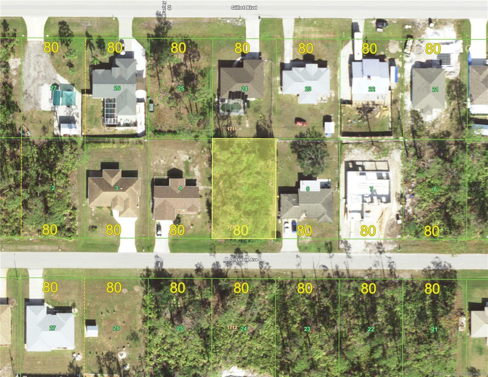 Property Photo: 13448 Drysdale Avenue FL 33981