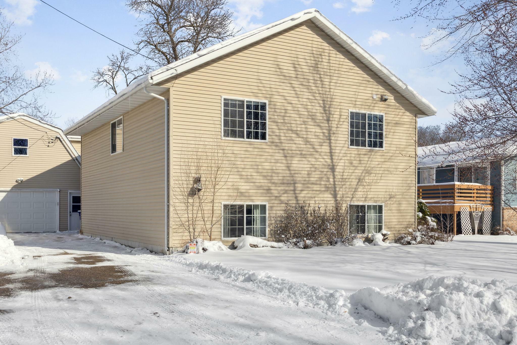 Property Photo:  3311 Park Drive  MN 56303 