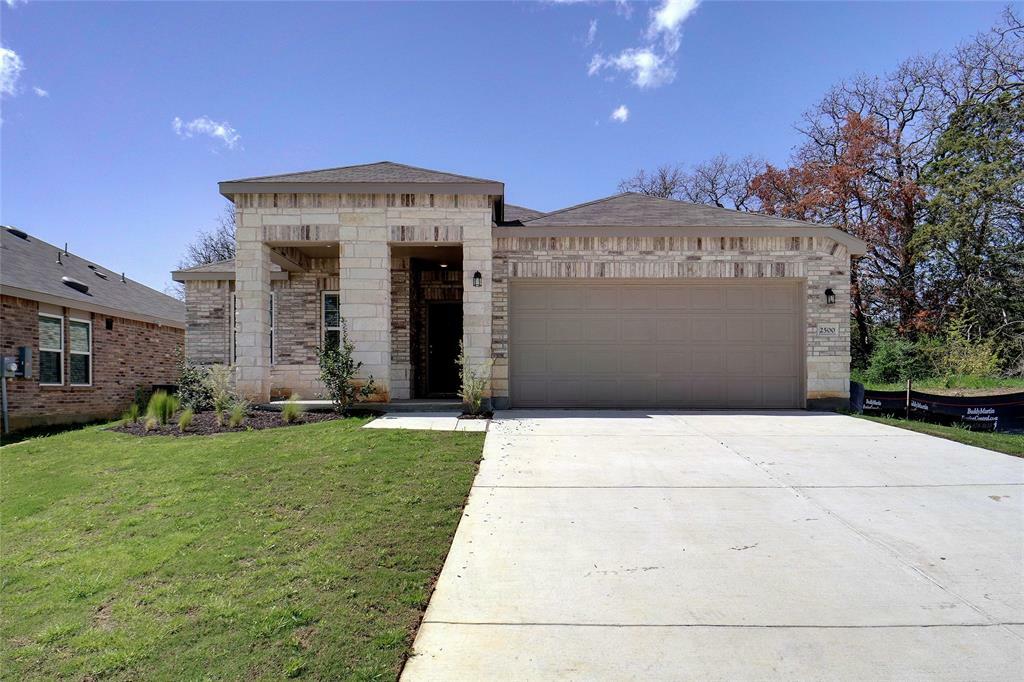 Property Photo:  2500 Pecan Park Drive  TX 76208 