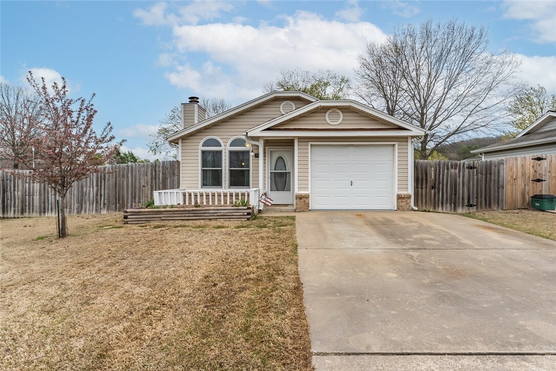 2946 N Fiesta Drive  Fayetteville AR 72703 photo