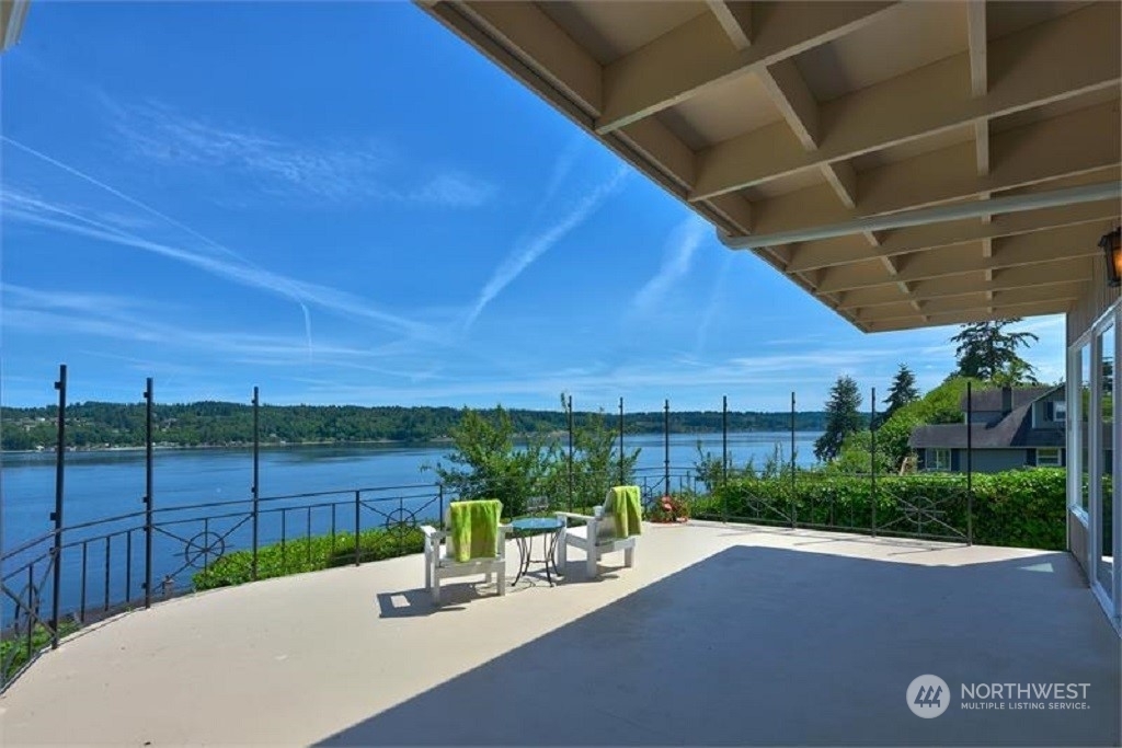 Property Photo:  1154 Jacobsen Boulevard  WA 98310 