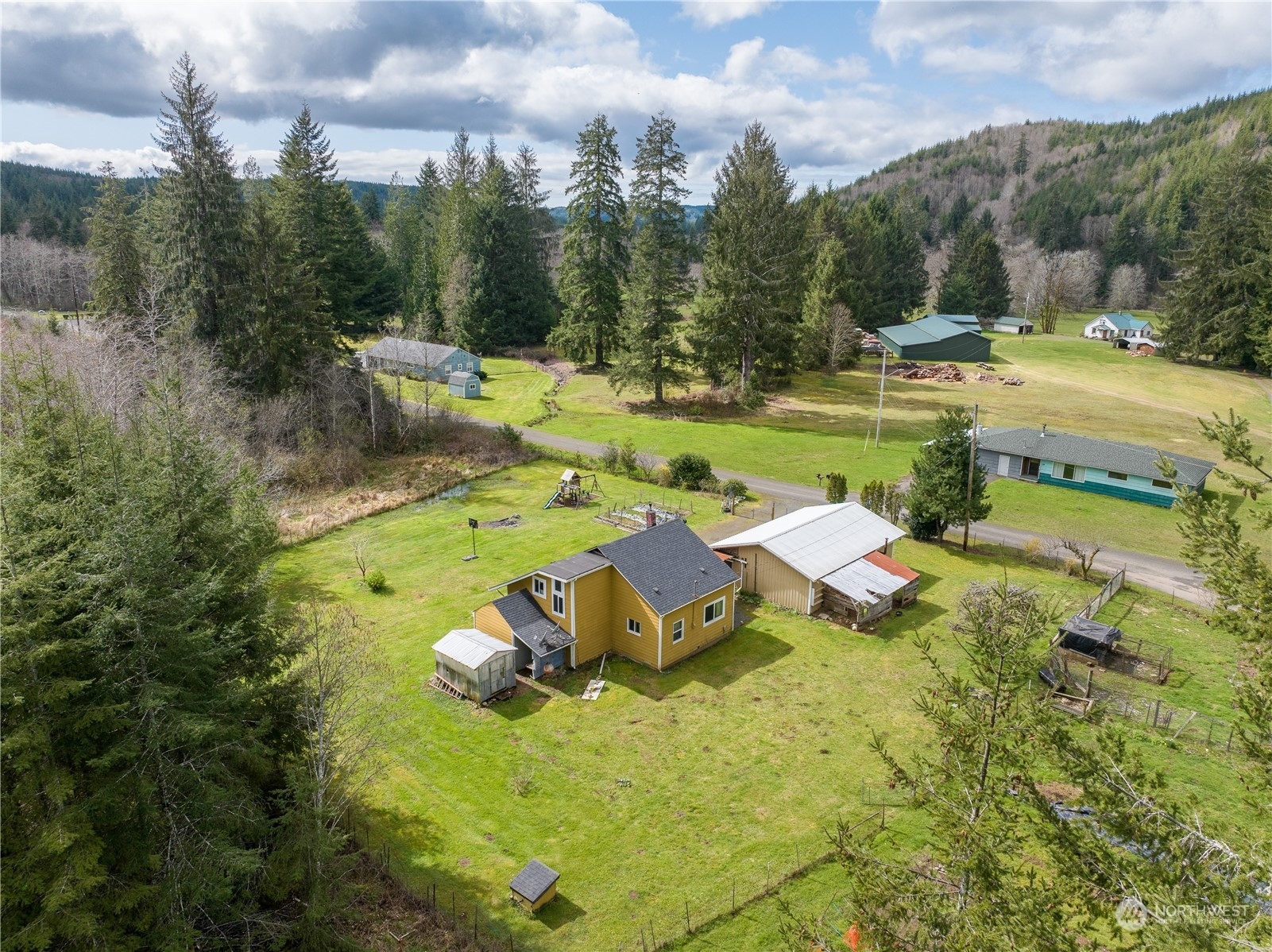 Property Photo:  28 Stover Road  WA 98550 