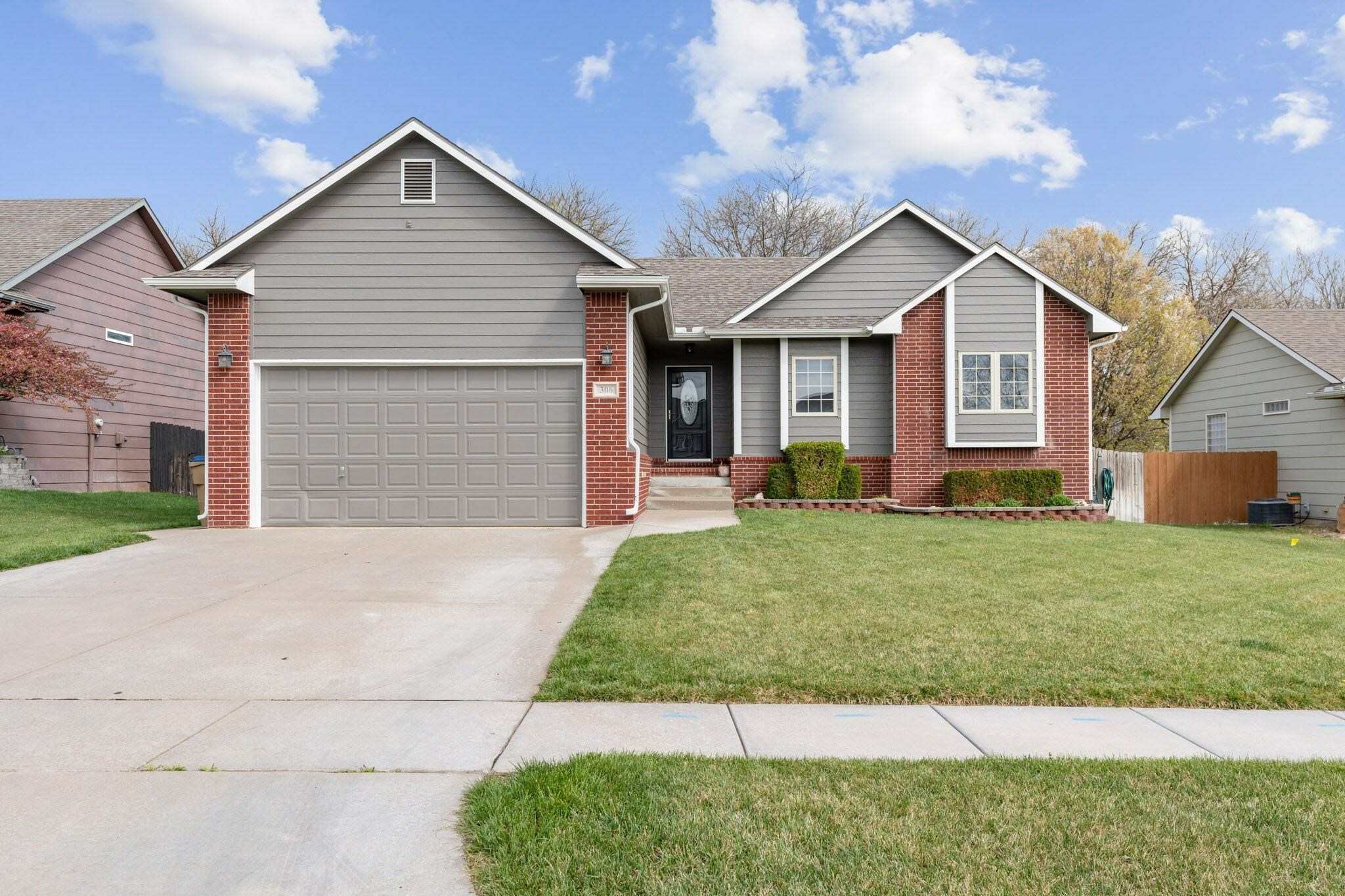 Property Photo:  306 E Stone Creek St  KS 67037 