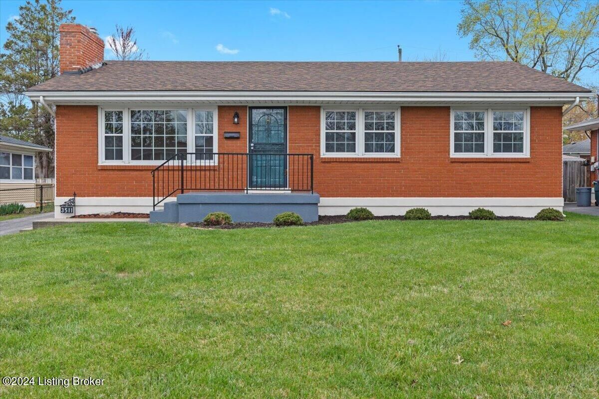 Property Photo: 3511 Capri Dr KY 40218