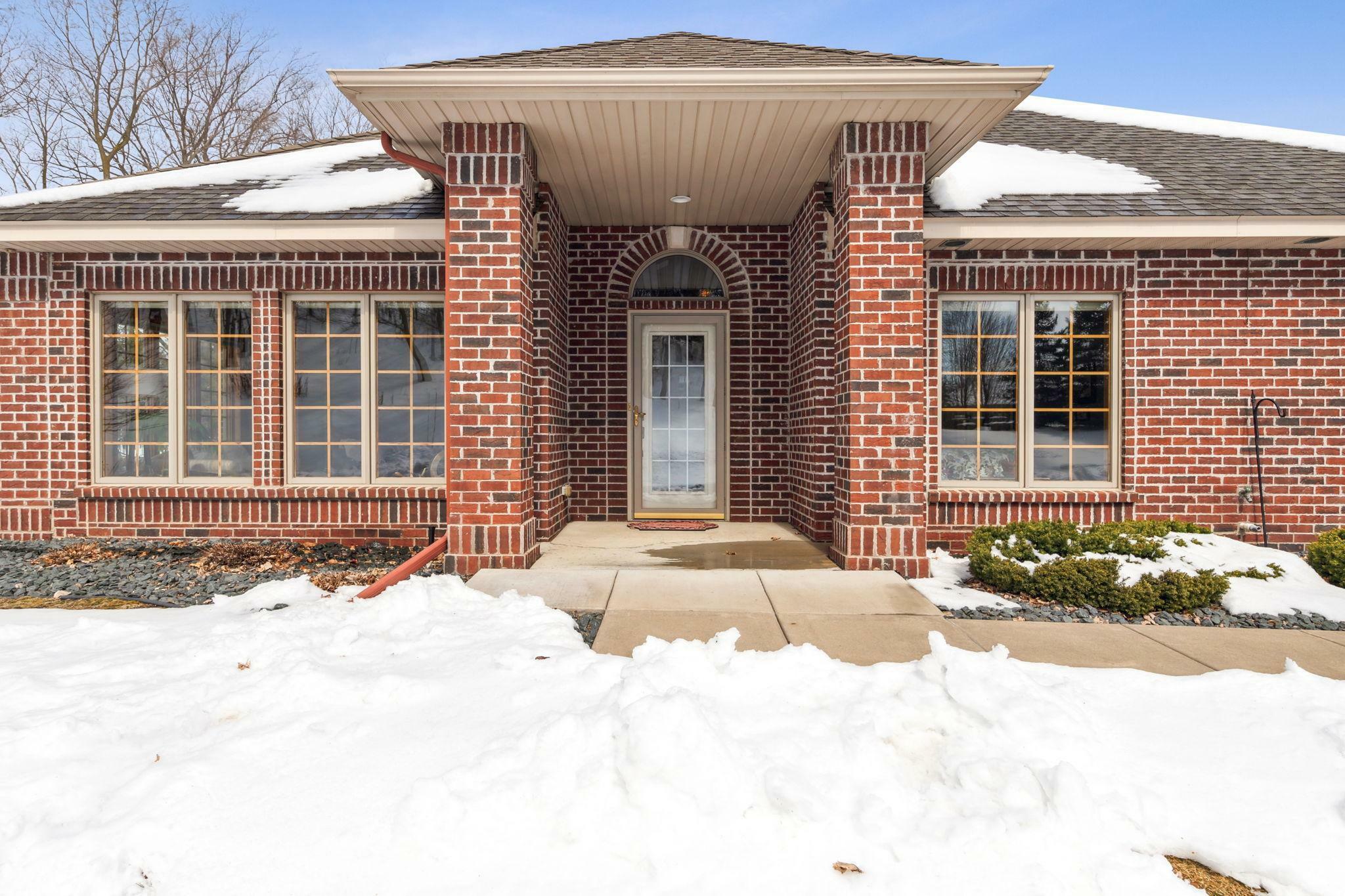 Property Photo:  4491 Napier Parkway NE  MN 55376 