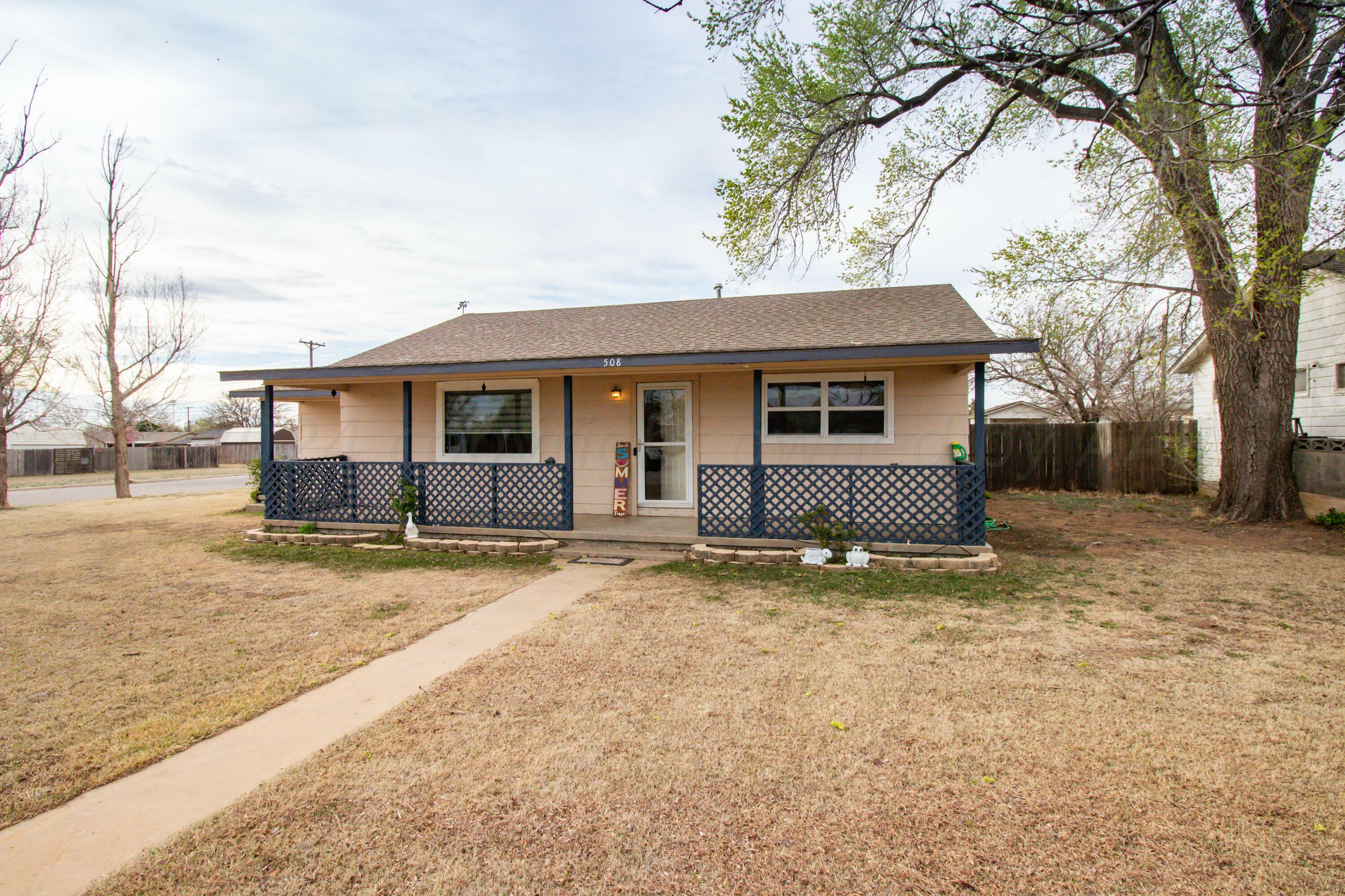 Property Photo:  508 9 Avenue  TX 79015 