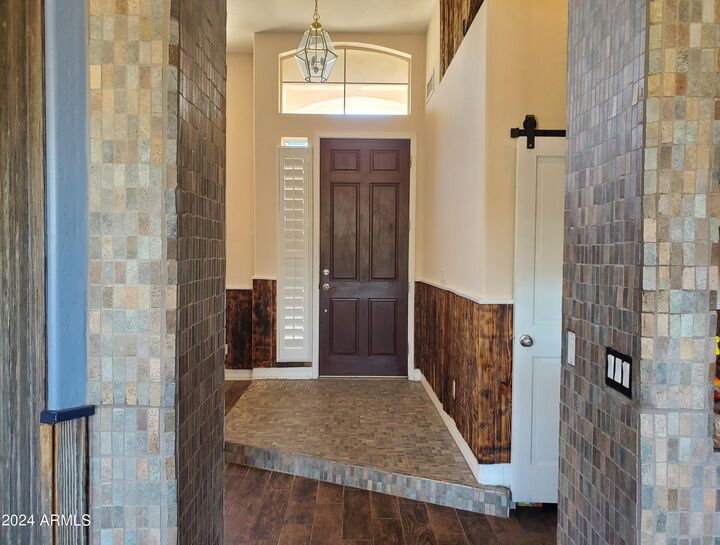 Property Photo: 6547 E Sierra Morena Street AZ 85215
