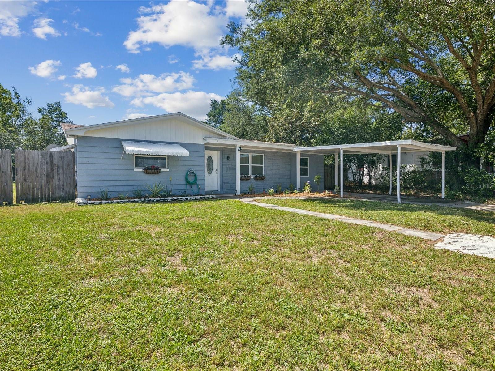 Property Photo:  3471 Pinehurst Drive  FL 34691 