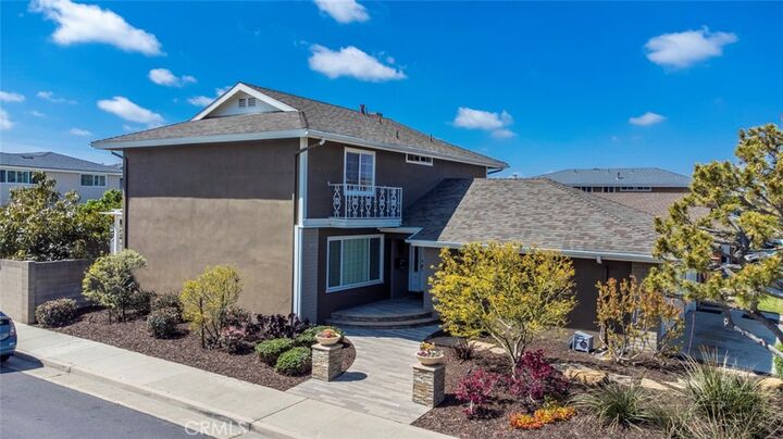 Property Photo: 5082 Cartagena Circle CA 90623