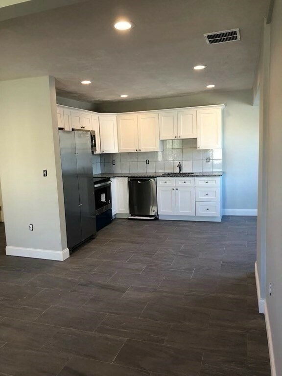 Property Photo: 144 Park Street 2 MA 01864