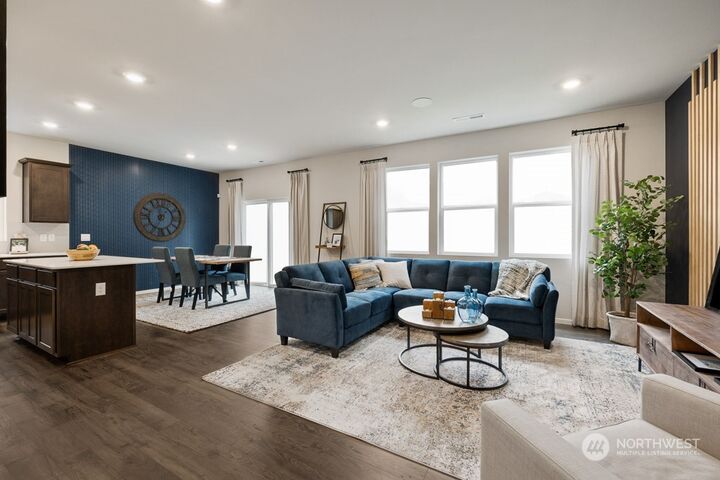 Property Photo: 1185 SW Pendleton Way 178 WA 98367