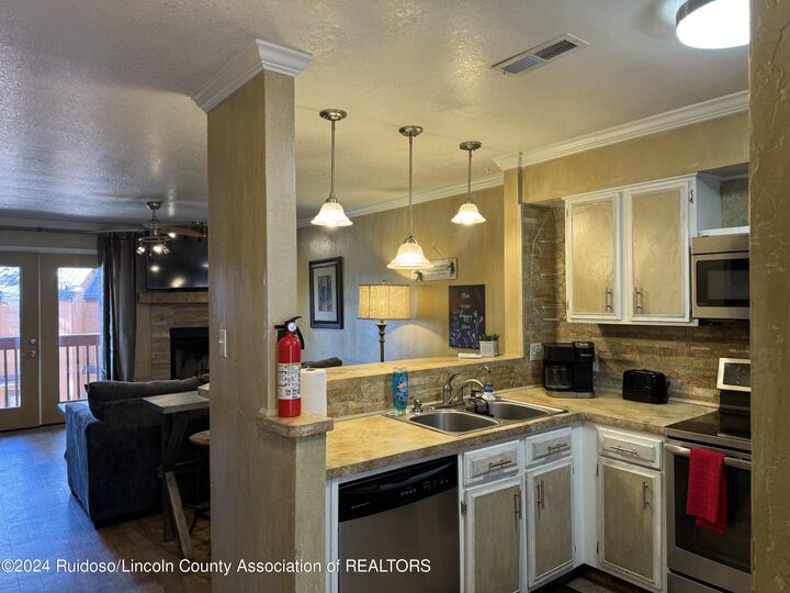 604 White Mountain Dr 605  Ruidoso NM 88345 photo