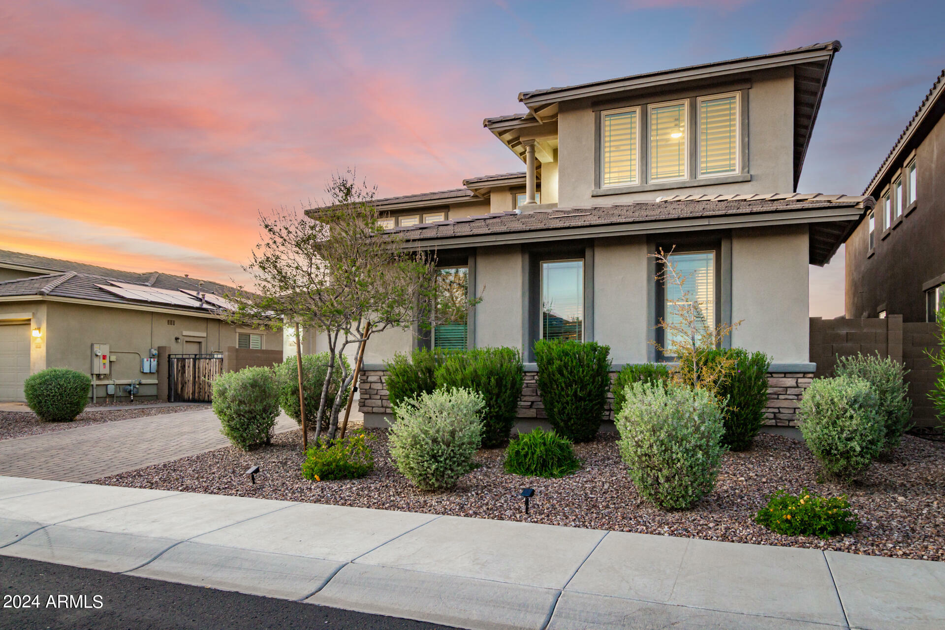 Property Photo:  9342 W White Feather Lane  AZ 85383 