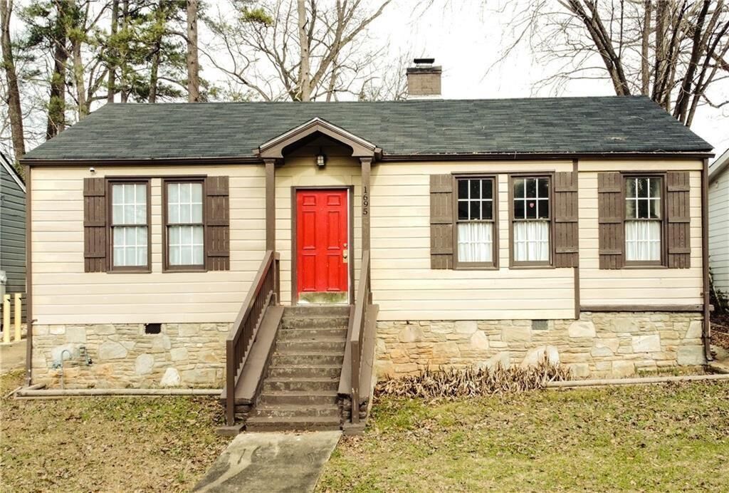 Property Photo:  1695 Olympian Way SW  GA 30310 