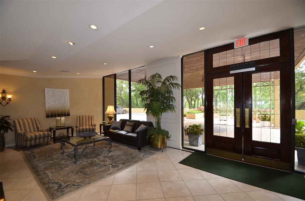 Property Photo: 14655 Champion Forest Drive 1202 TX 77069