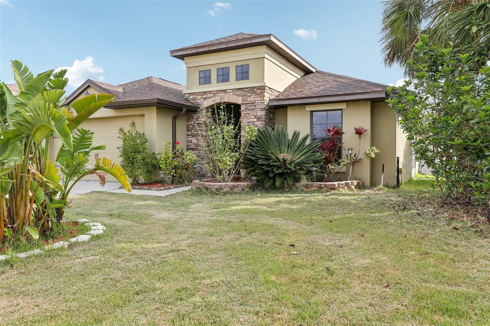 Property Photo:  2703 Gullane Court  FL 34746 