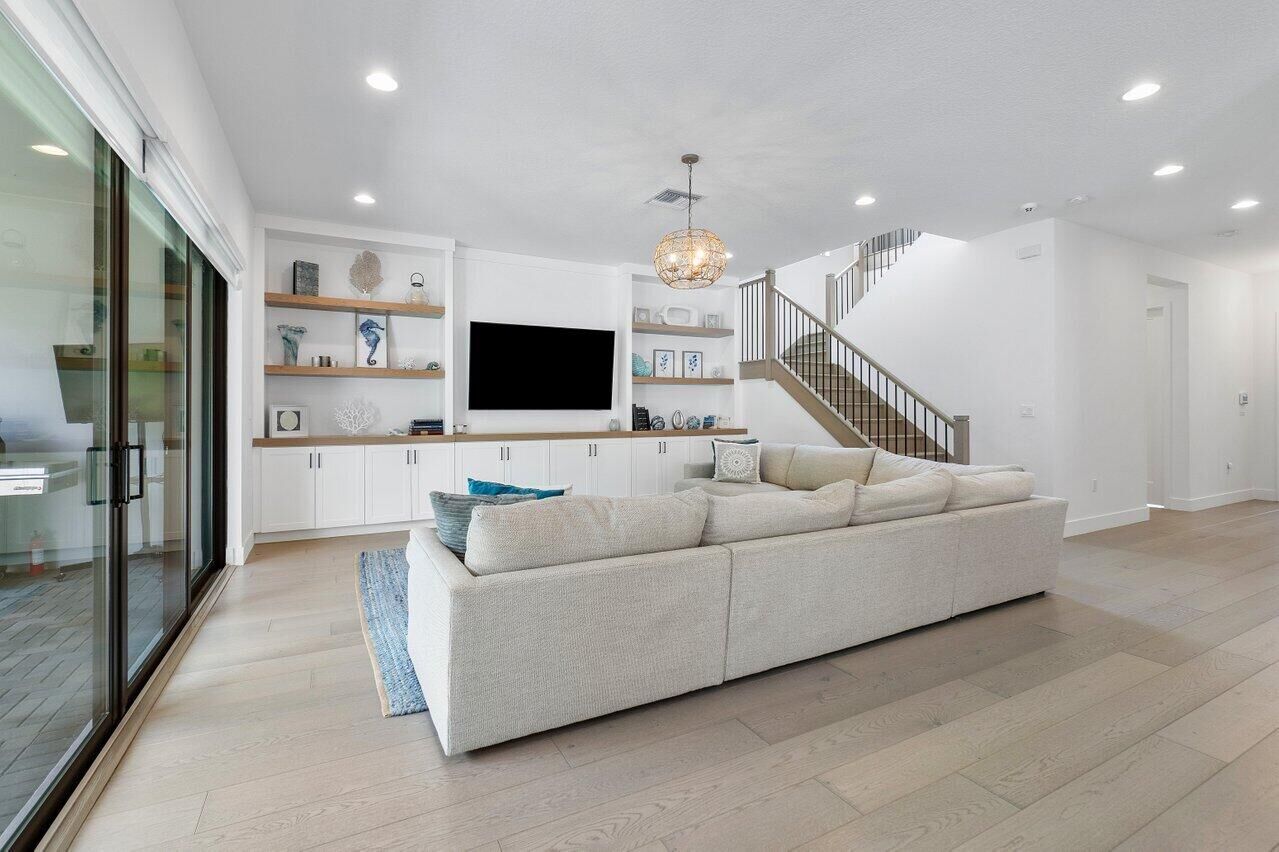 Property Photo: 8826 Quiet Inlet Lane FL 33496