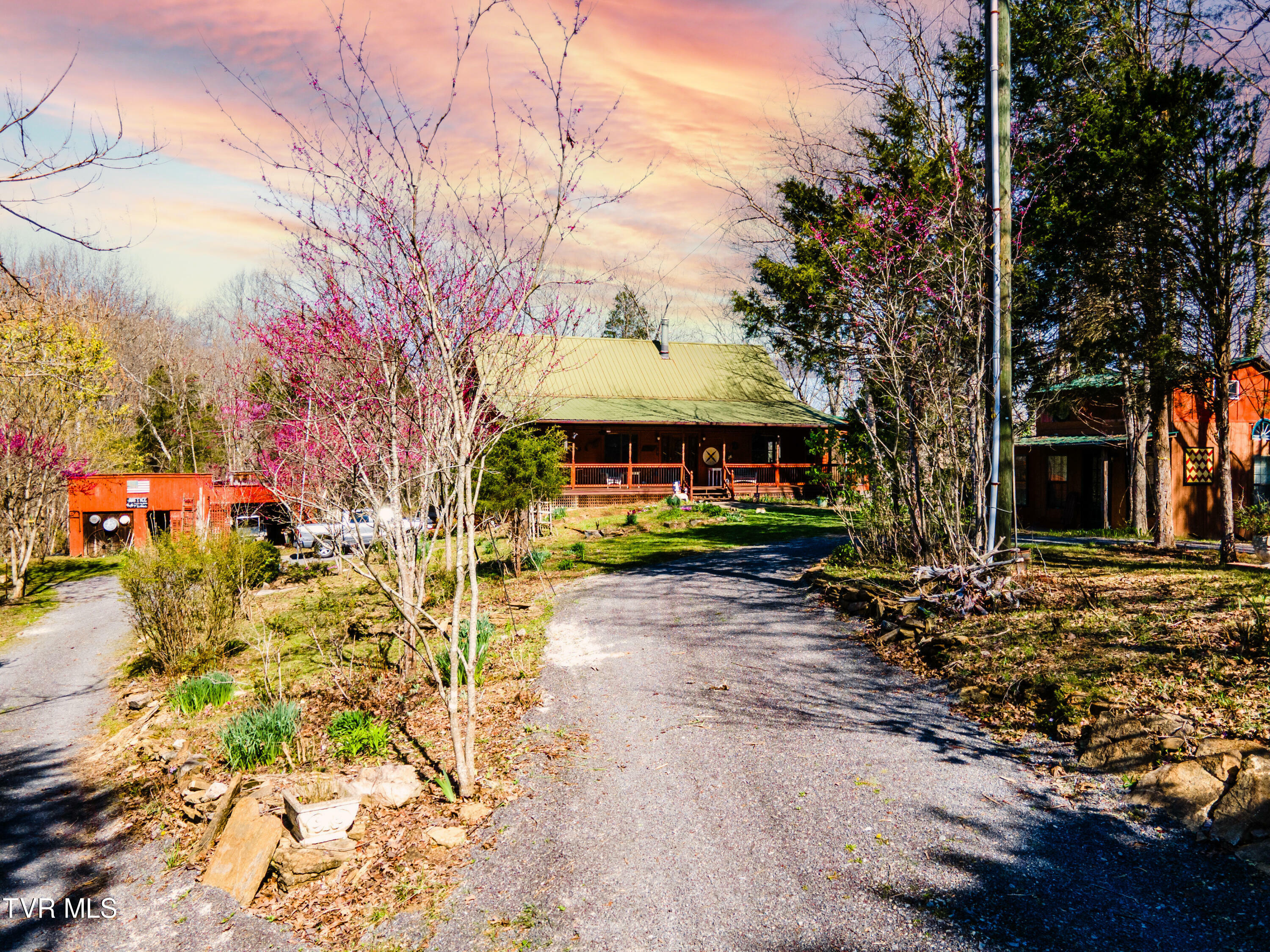 Property Photo:  773 Tunnell Hill Road  TN 37857 