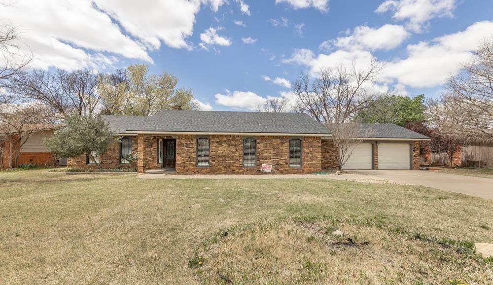 Property Photo:  1109 Holliday Drive  TX 79072 