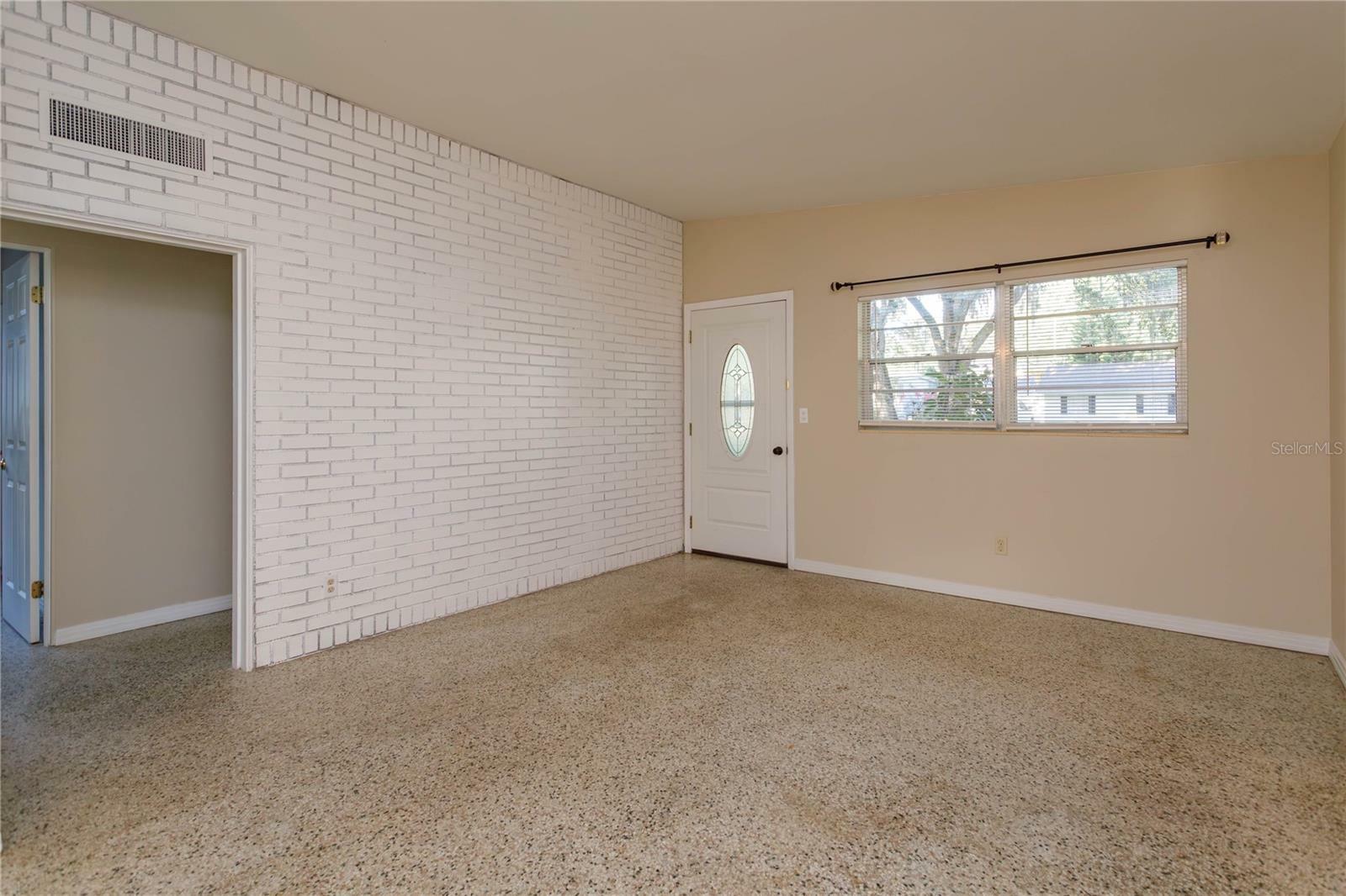 Property Photo:  213 James Drive  FL 34787 