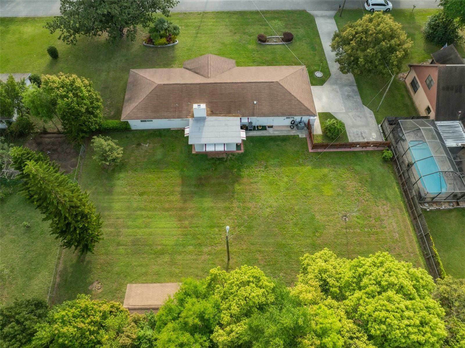 Property Photo:  1014 Mandalay Drive  FL 33511 