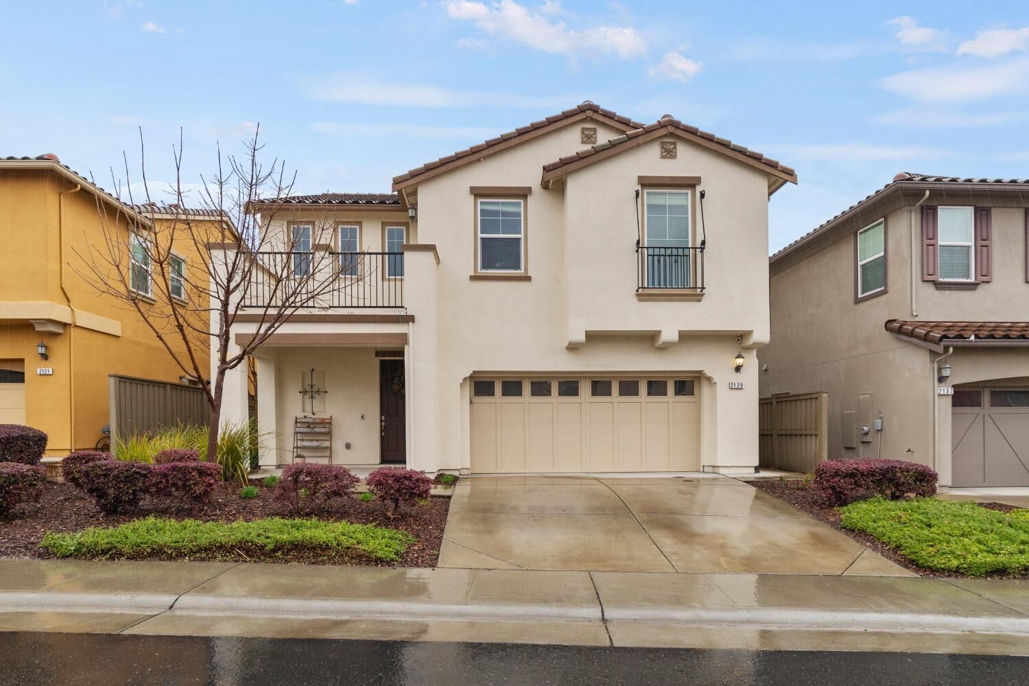 Property Photo:  2129 Capri Drive  CA 95661 