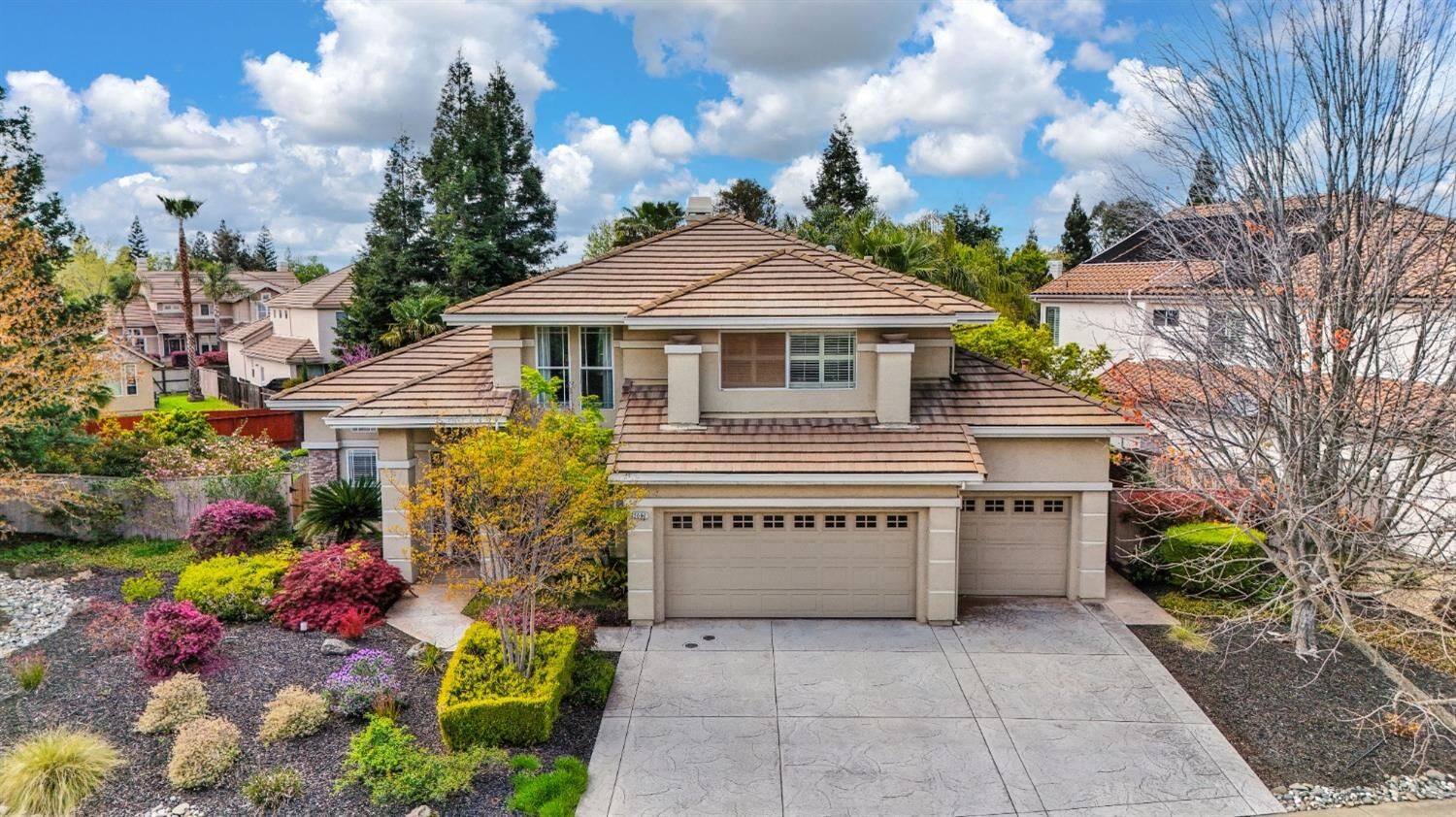 Property Photo:  2097 Heritage Drive  CA 95678 