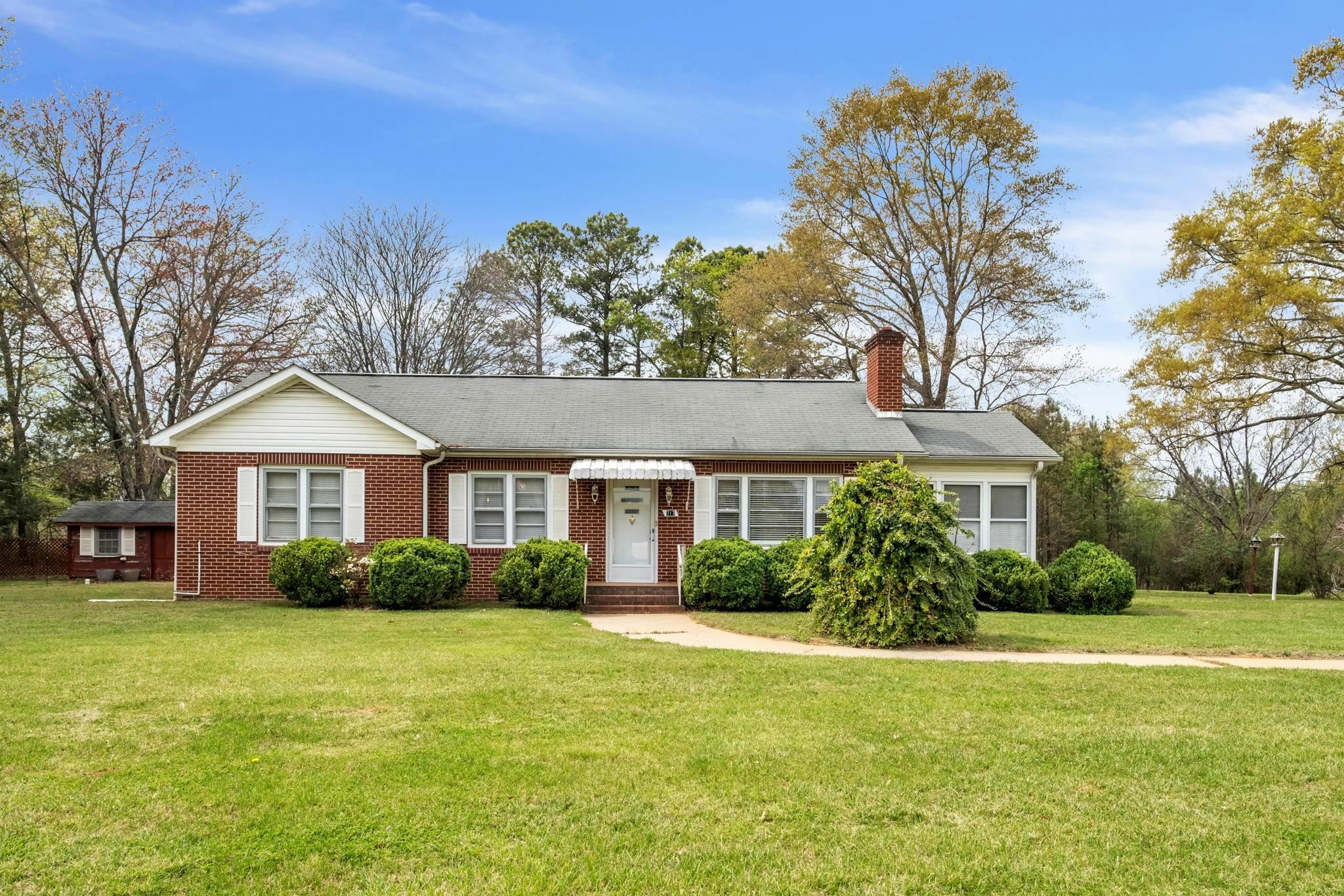 Property Photo:  717 Pickens Street  SC 29323 