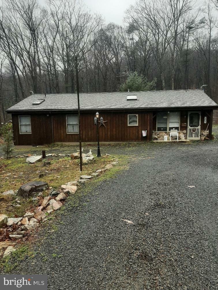 Property Photo:  687 Planing Mill Road  PA 17037 