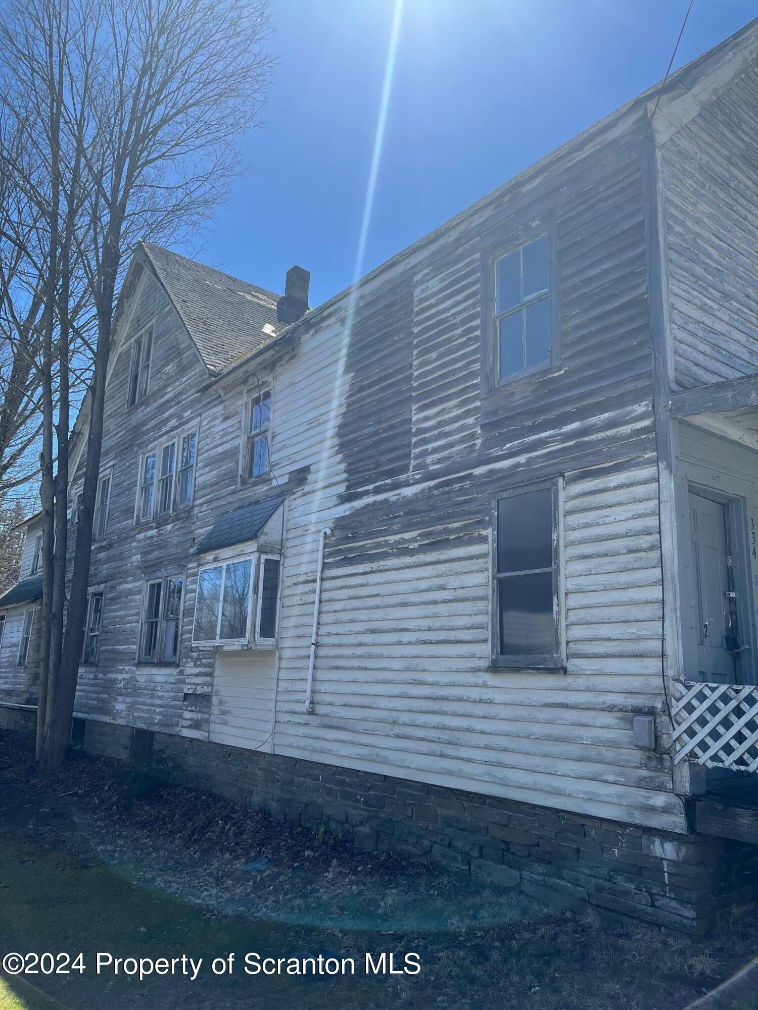 Property Photo:  334 E Jackson Street  PA 18465 