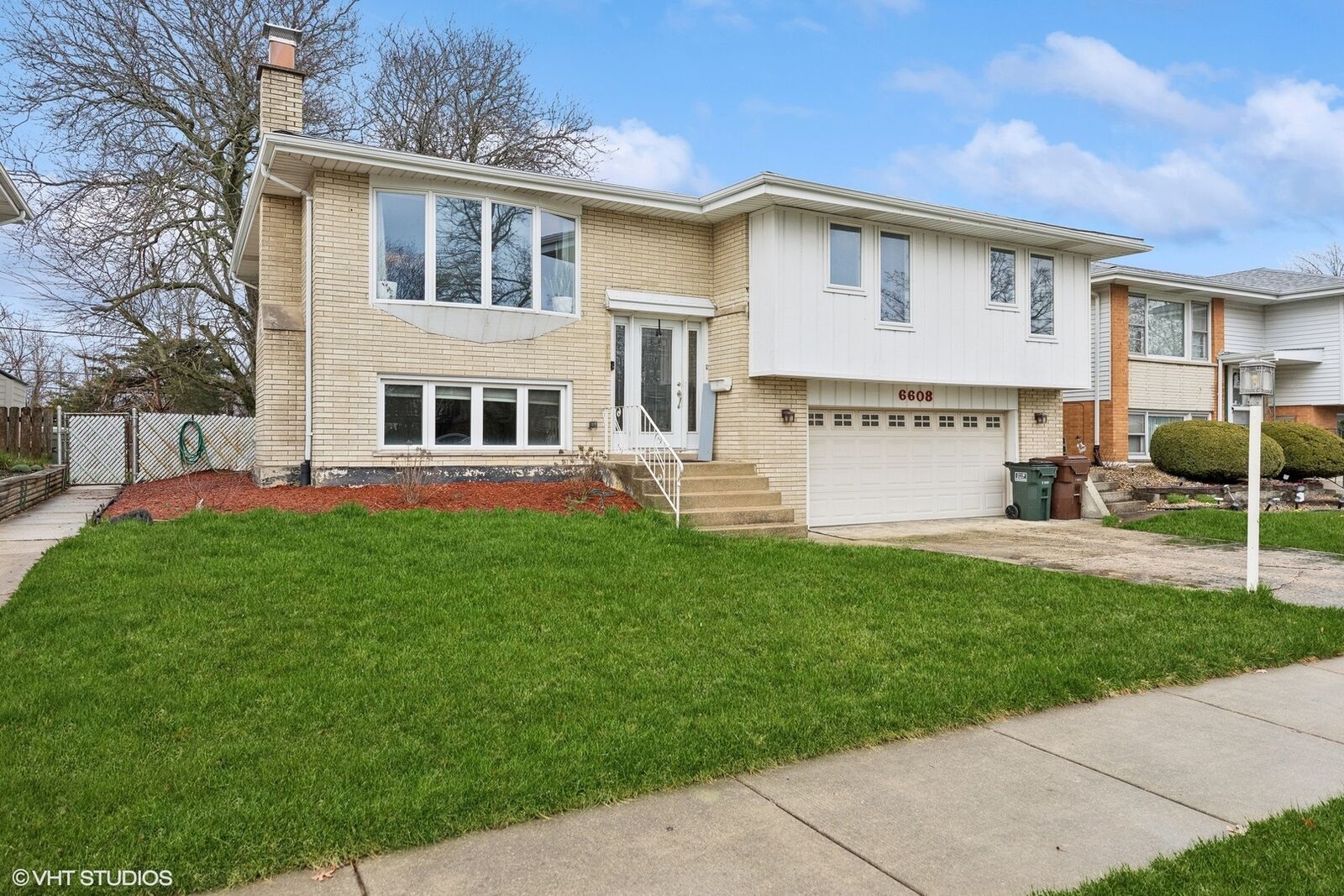 Property Photo: 6608 163rd Place IL 60477