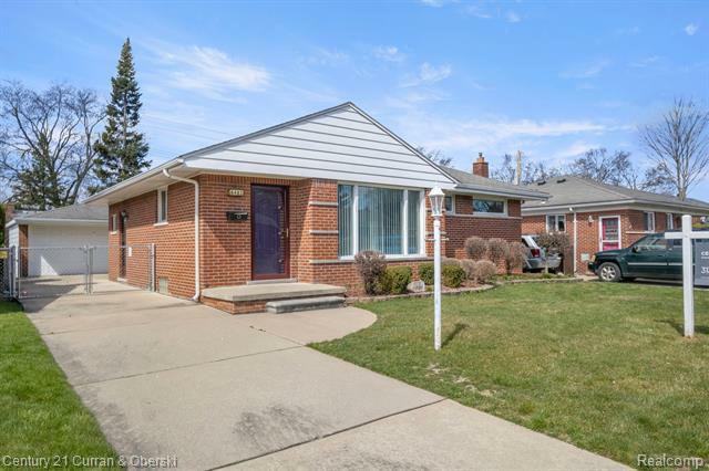 8483 Winston Lane  Dearborn Heights MI 48127 photo