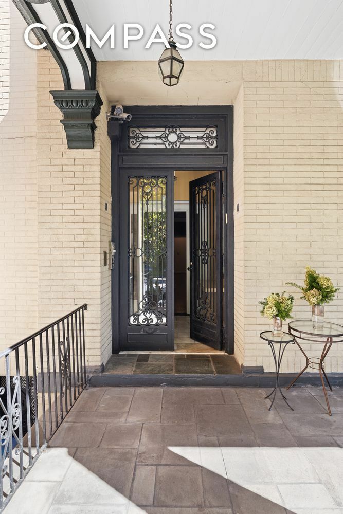 Property Photo: 315 Washington Avenue NY 11205