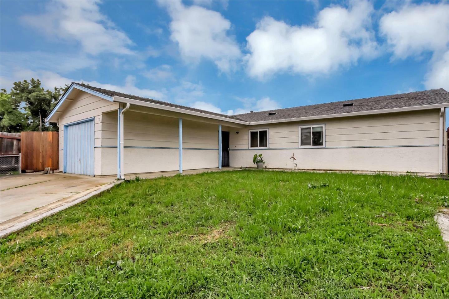 Property Photo:  50 Almond Court  CA 95023 