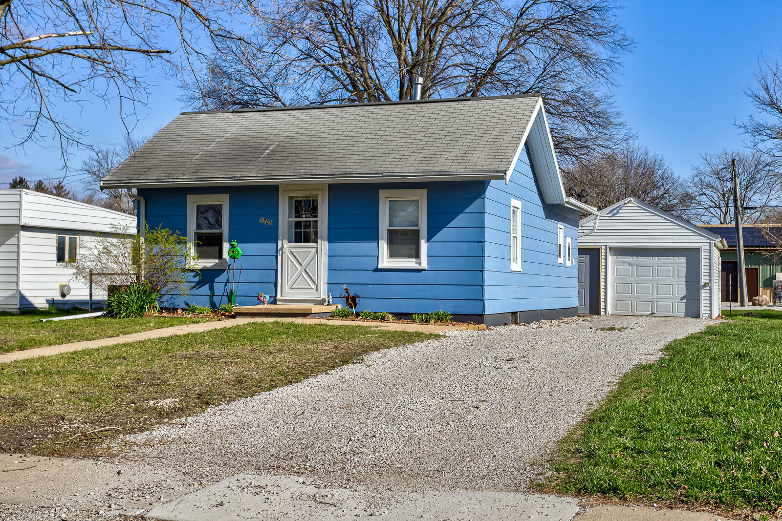 Property Photo:  1721 13th Street  IA 50036 