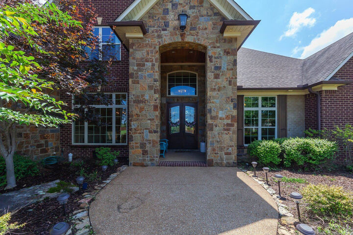 Property Photo: 158 Nottingham Drive TN 38305
