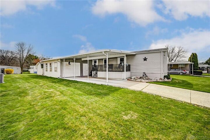 67 Cherry Lane  Springfield OH 45502 photo