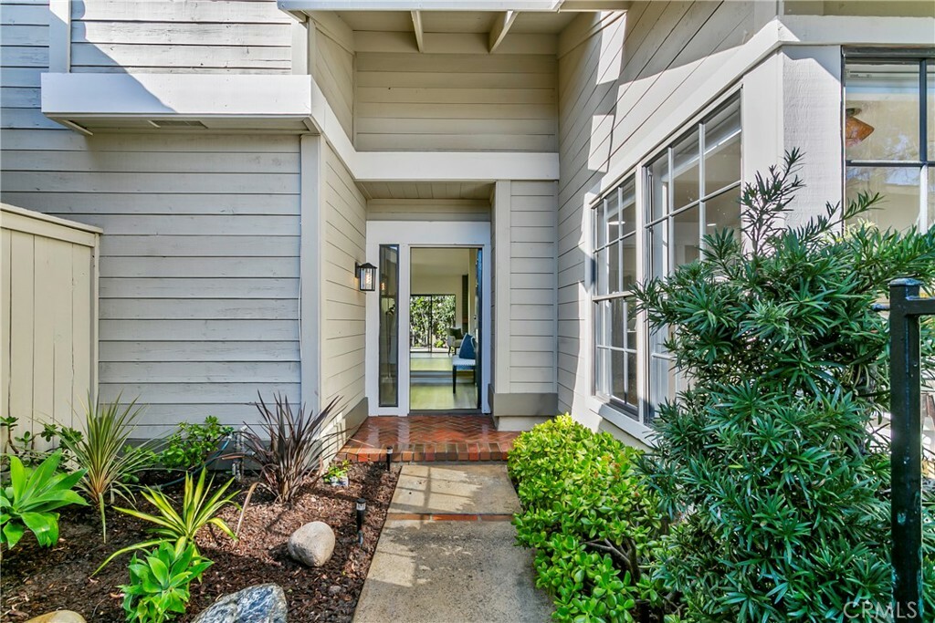 Property Photo:  41 Pinewood  CA 92604 